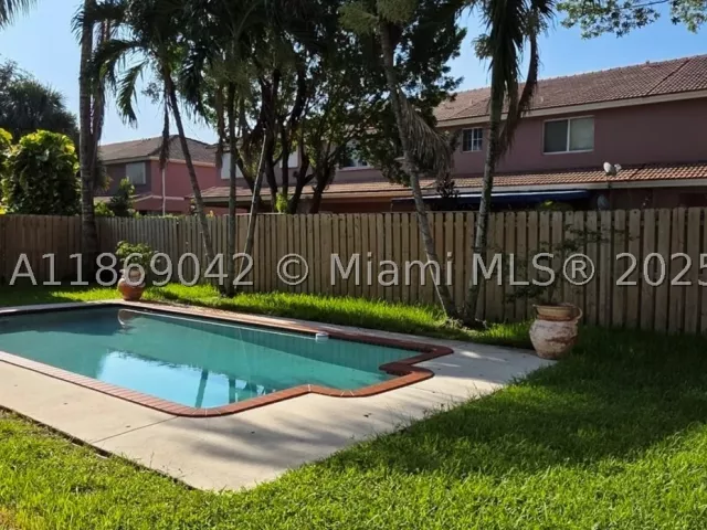 Продажа дома по адресу 16448 SW 67th Ter - фото 9059988