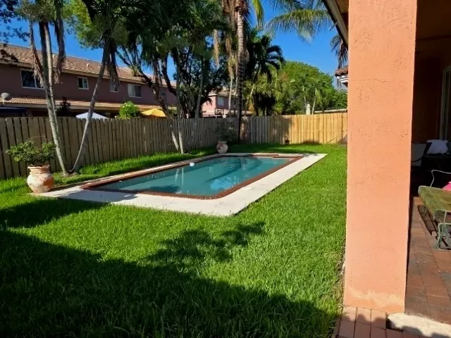 Продажа дома по адресу 16448 SW 67th Ter - фото 9059991