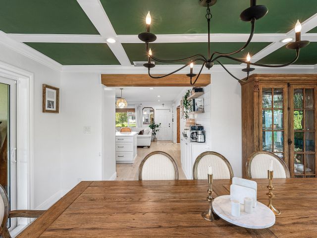 Продажа дома по адресу 499 NE 28th Road - фото 6503374