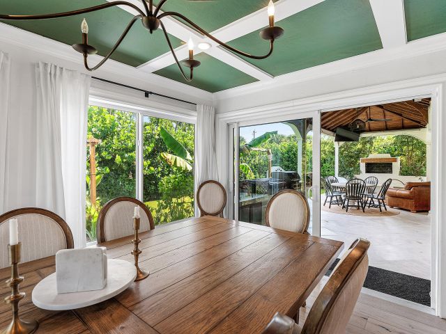 Продажа дома по адресу 499 NE 28th Road - фото 6503375