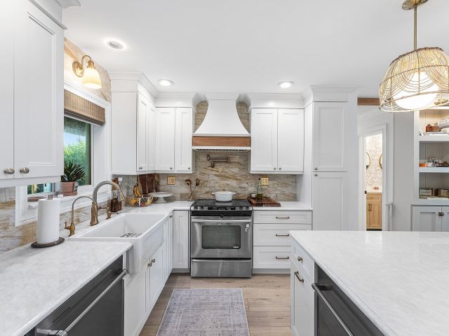 Продажа дома по адресу 499 NE 28th Road - фото 6503381