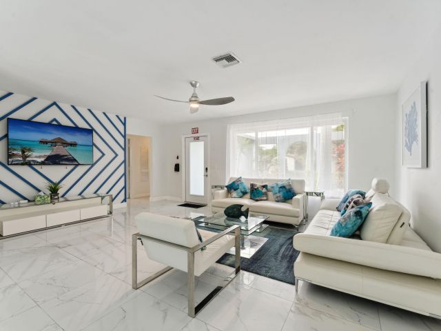 Продажа дома по адресу 1243 Garfield Street - фото 6504476