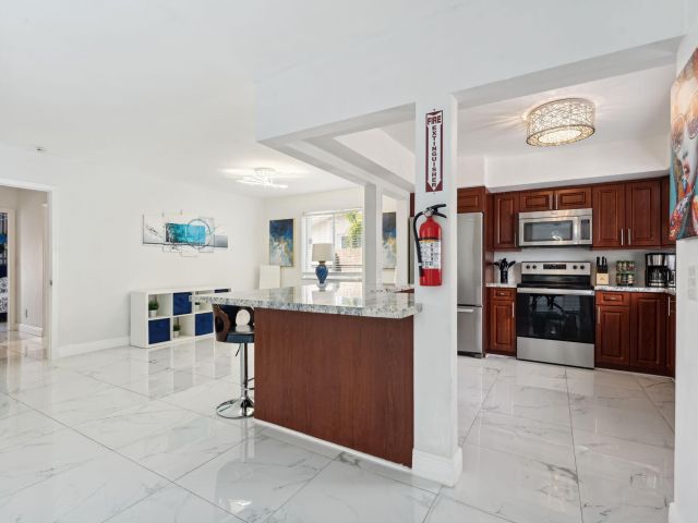 Продажа дома по адресу 1243 Garfield Street - фото 6504479