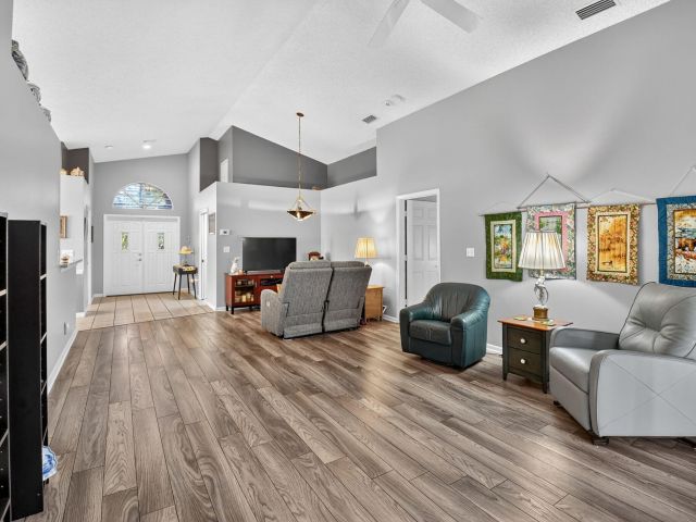 Продажа дома по адресу 7519 Eagle Point Drive - фото 6540082