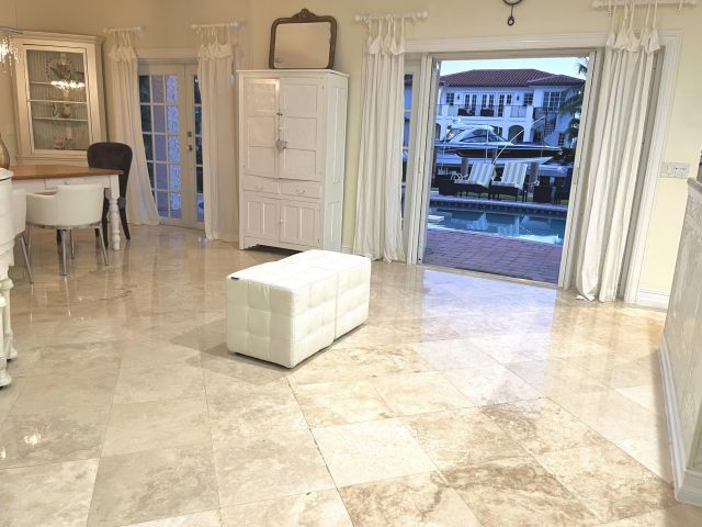 Дом в аренду по адресу 950 Bolender Drive - фото 6513549