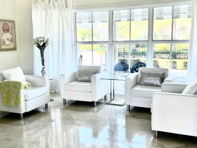 Дом в аренду по адресу 950 Bolender Drive - фото 6513552