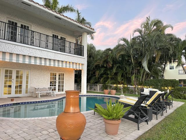 Дом в аренду по адресу 950 Bolender Drive - фото 6513554