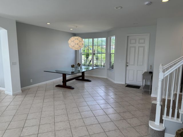 Дом в аренду по адресу 20694 NW 27 Avenue - фото 6535523