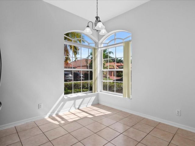 Продажа дома по адресу 5143 Elpine Way - фото 6483799