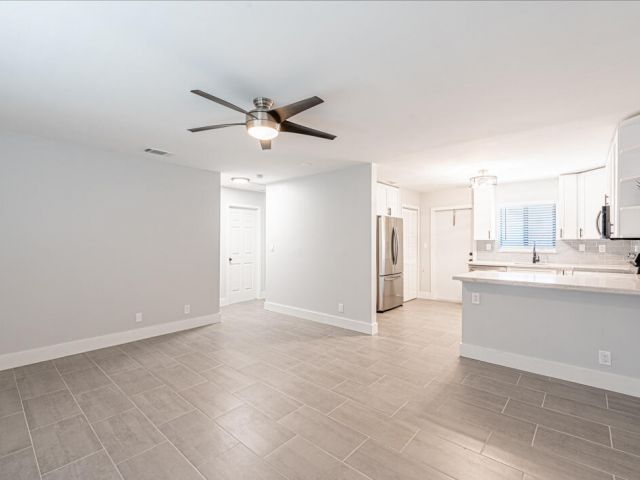 Дом в аренду по адресу 2015 Wilkins Avenue - фото 6506713