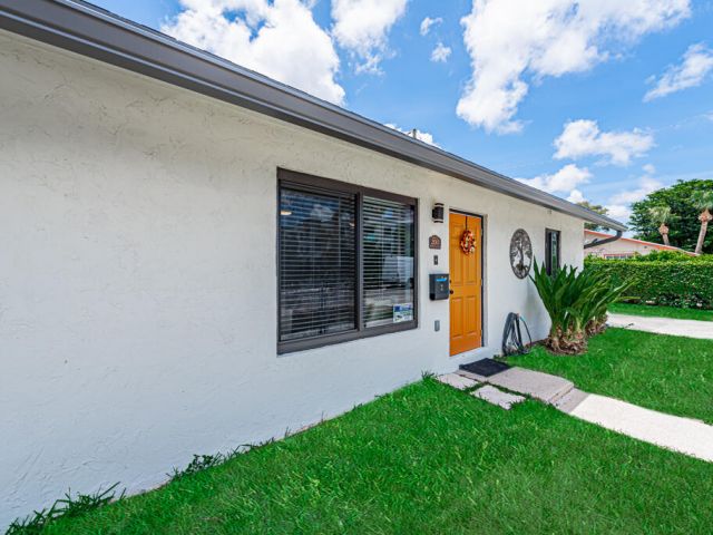 Дом в аренду по адресу 2015 Wilkins Avenue - фото 6506717