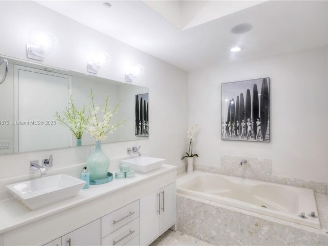 Продажа квартиры #1501 - фото 6486730