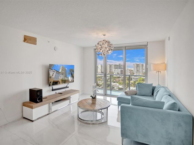 Продажа квартиры #5-1204 - фото 6488283