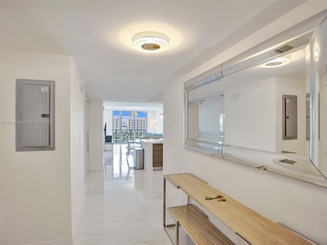 Продажа квартиры #5-1204 - фото 6488292