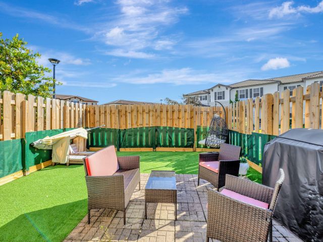 Дом в аренду по адресу 12227 NW 23rd Path - фото 6506127