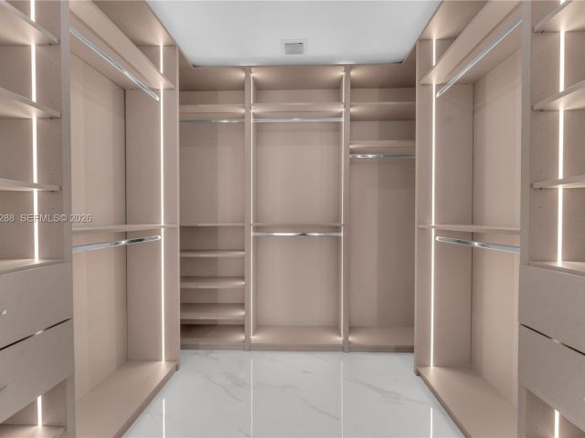 Продажа квартиры #1407 - фото 6874694