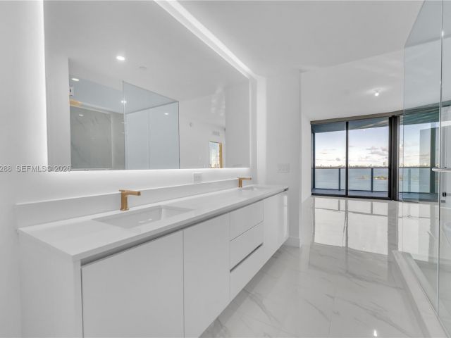 Продажа квартиры #1407 - фото 6874696