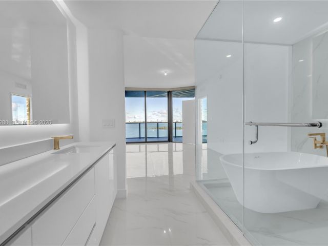 Продажа квартиры #1407 - фото 6874700