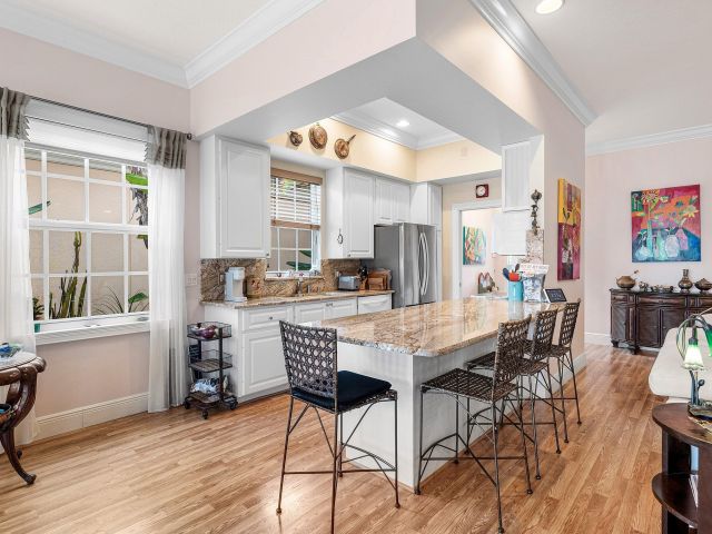 Продажа дома по адресу 2053 Valencia Drive - фото 6533267