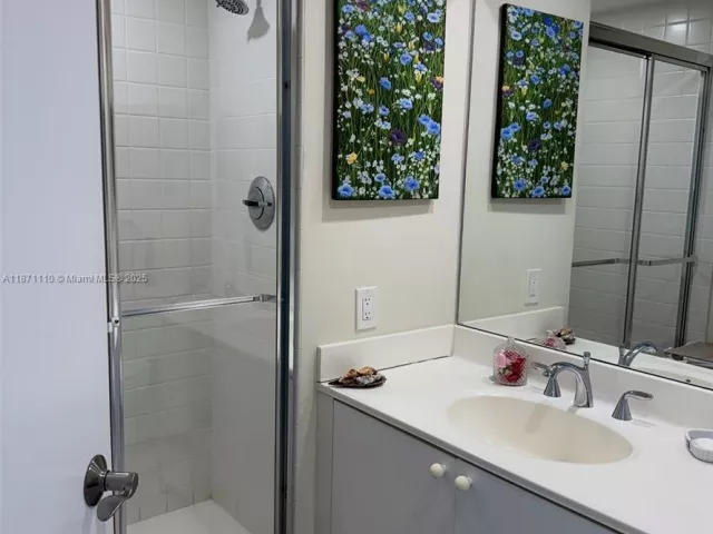 Продажа квартиры #510 - фото 6517278