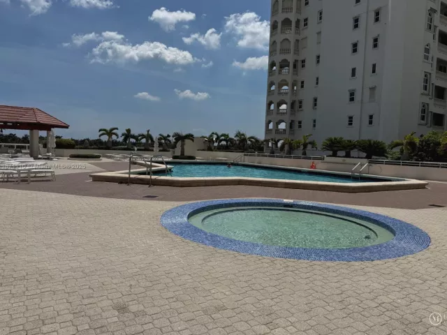 Продажа квартиры #510 - фото 6517281