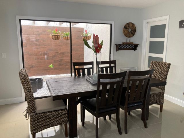 Продажа дома по адресу 7615 Solimar Circle - фото 6566647