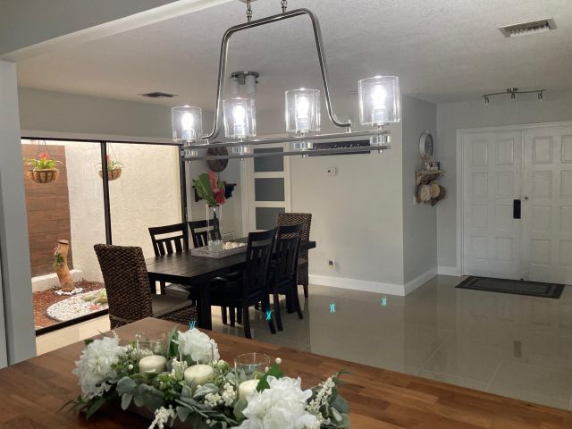 Продажа дома по адресу 7615 Solimar Circle - фото 6566648