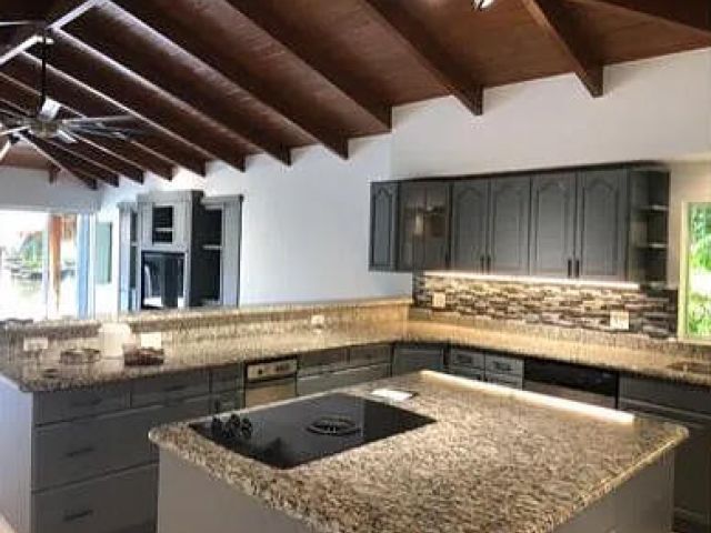 Продажа дома по адресу 1740 SE 7th Street - фото 6491840