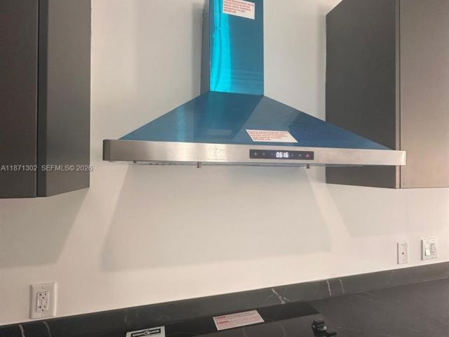 Дом в аренду по адресу 538 NW 17th Ave 0 - фото 7532460