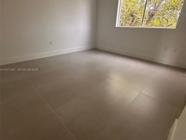 Дом в аренду по адресу 538 NW 17th Ave 0 - фото 7532466