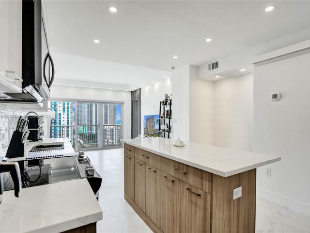 Квартира в аренду номер11L - фото 7435539