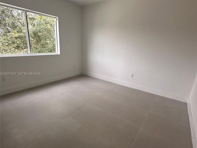 Дом в аренду по адресу 532 NW 17th Ave 0 - фото 7532213