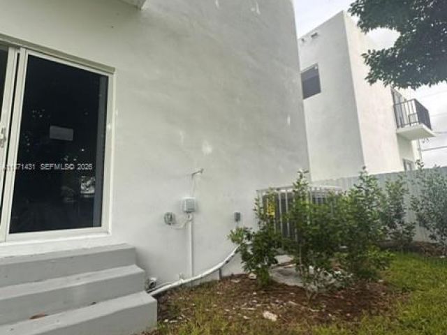 Дом в аренду по адресу 532 NW 17th Ave 0 - фото 7532217