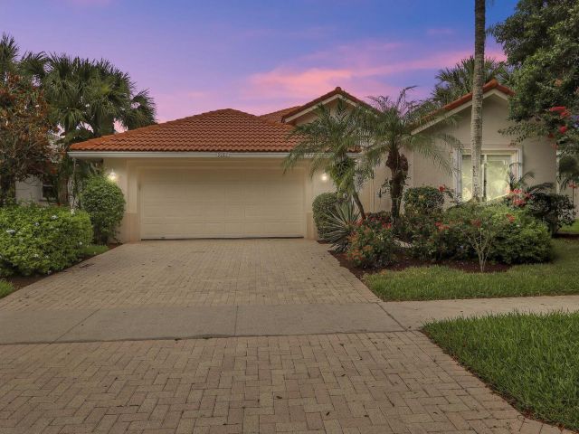 Дом в аренду по адресу 9183 Bay Point Circle - фото 6506636