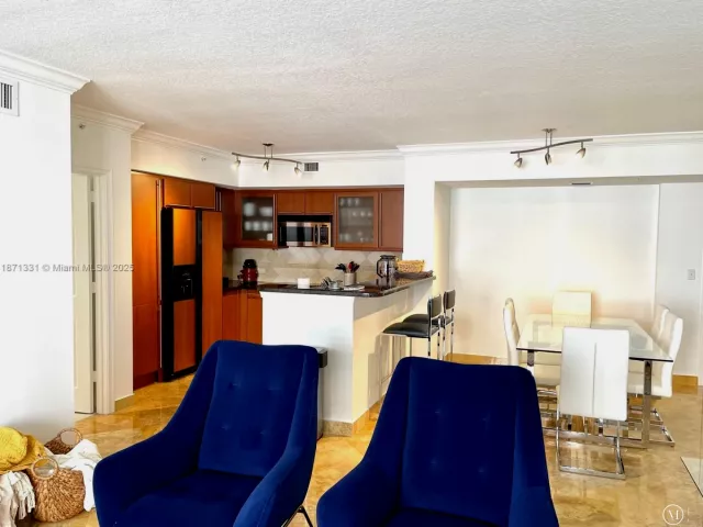 Продажа квартиры #604 - фото 6493395