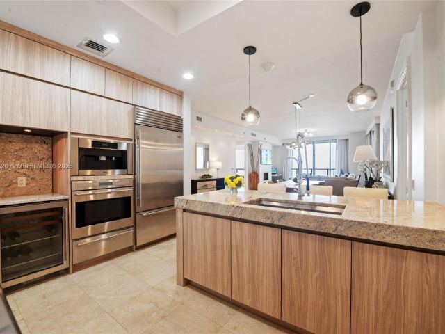 Продажа квартиры #1104N - фото 6494875