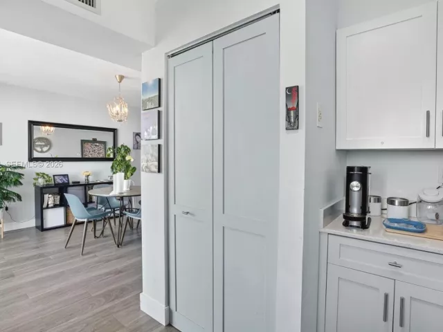 Продажа квартиры #1607 - фото 6493217