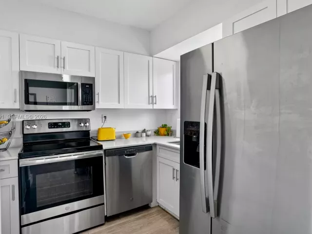 Продажа квартиры #1607 - фото 6493219