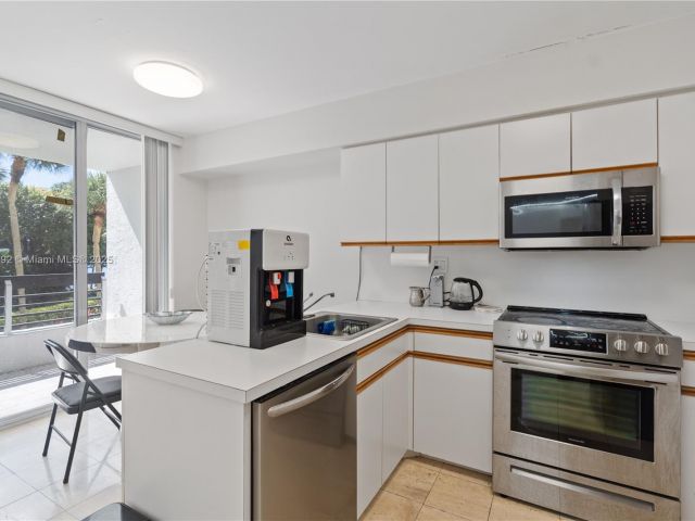 Продажа квартиры #215 - фото 7457861