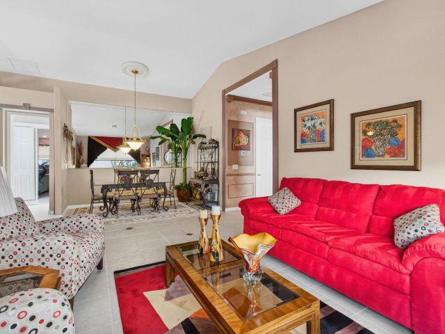 Продажа дома по адресу 9523 Sandpiper Lane - фото 6533878