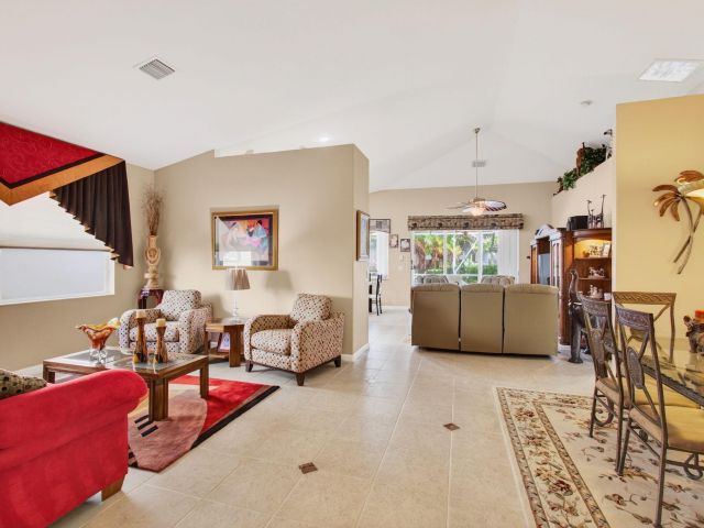 Продажа дома по адресу 9523 Sandpiper Lane - фото 6533879