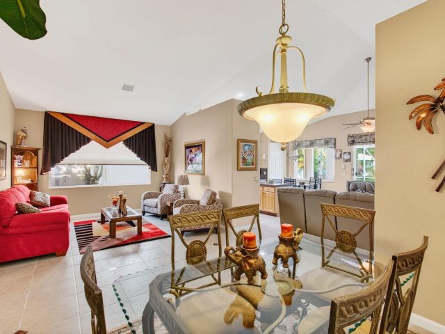 Продажа дома по адресу 9523 Sandpiper Lane - фото 6533881