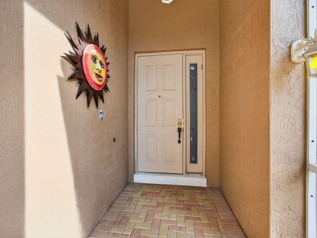 Продажа дома по адресу 9523 Sandpiper Lane - фото 6533886