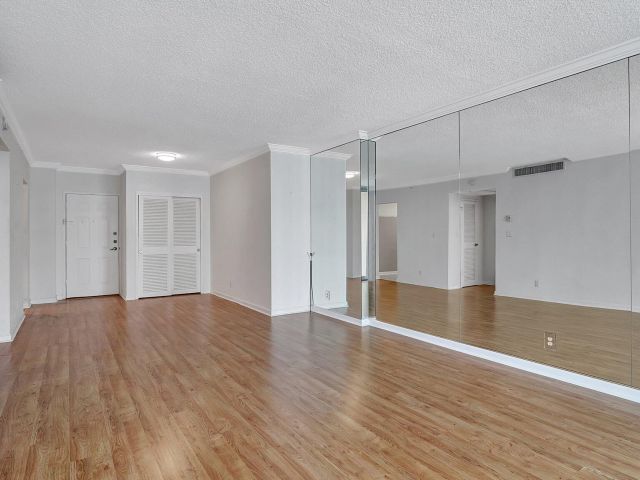 Продажа квартиры #1108 - фото 6496098