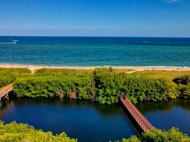 Продажа дома по адресу 1776 Bay Drive - фото 8893981