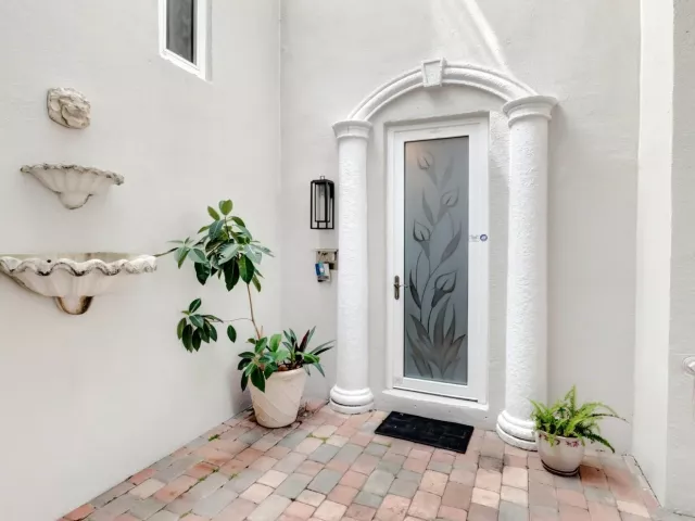 Продажа дома по адресу 1776 Bay Drive - фото 8893987