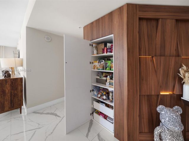 Продажа квартиры #4-902 - фото 6496352