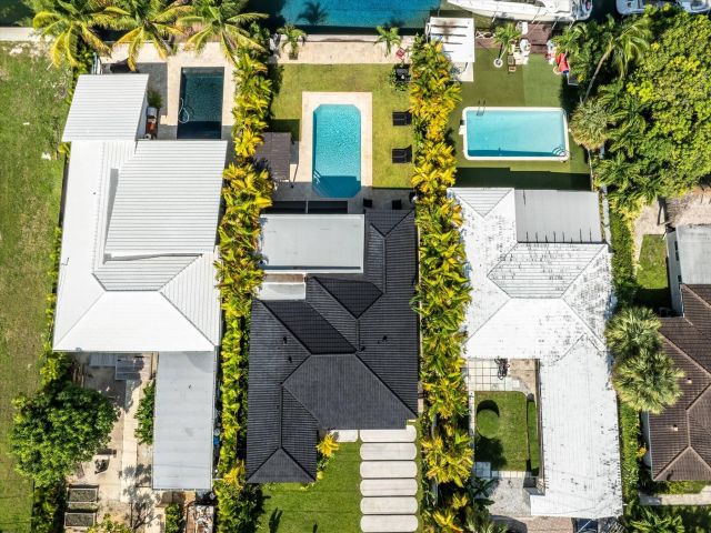 Продажа дома по адресу 7610 Bayside Lane - фото 6504308