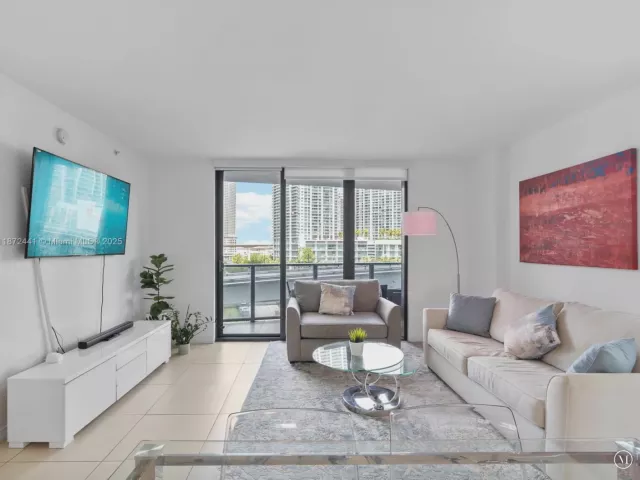 Продажа квартиры #802 - фото 6495456