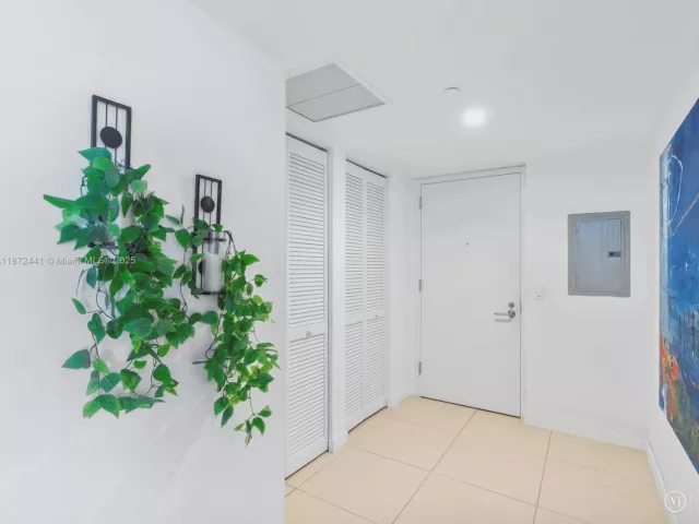 Продажа квартиры #802 - фото 6495464